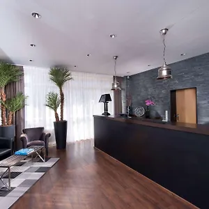3* Отель Tryp By Wyndham Aquamarin